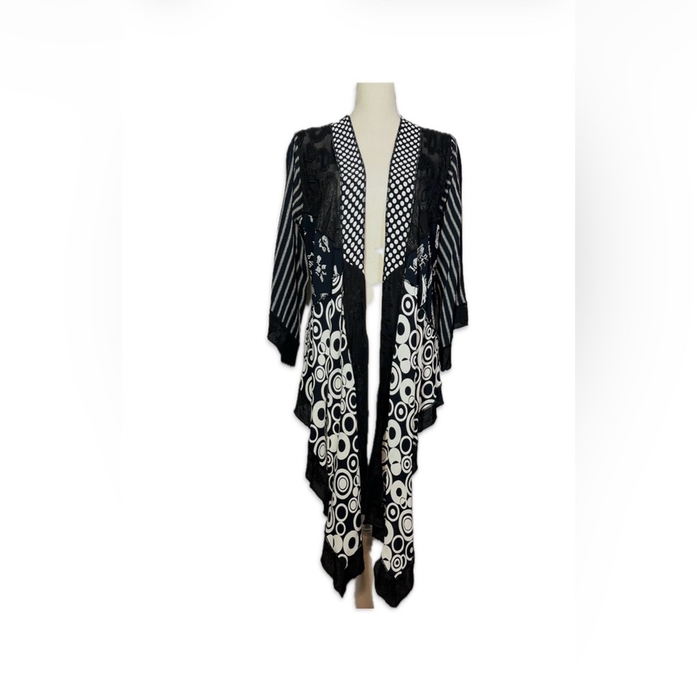 Sterling Styles Black White Abstract Drape Jacket Open Front Boho Artsy OS